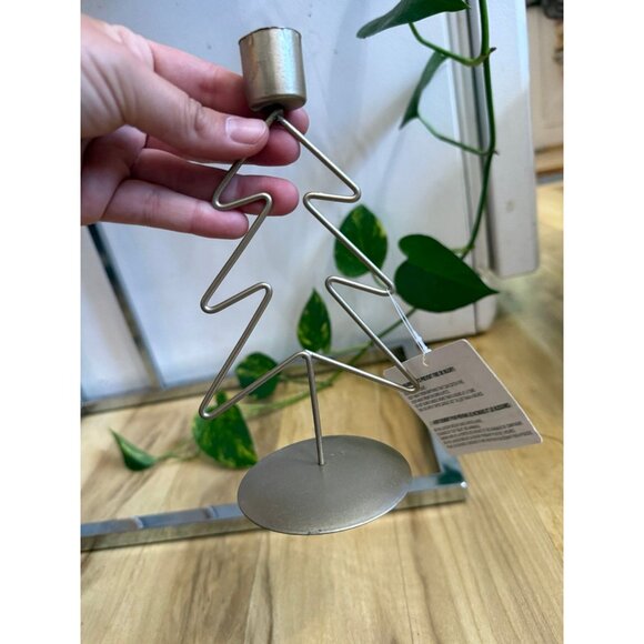 Silver Christmas tree tapered candle holder - Picture 8 of 8